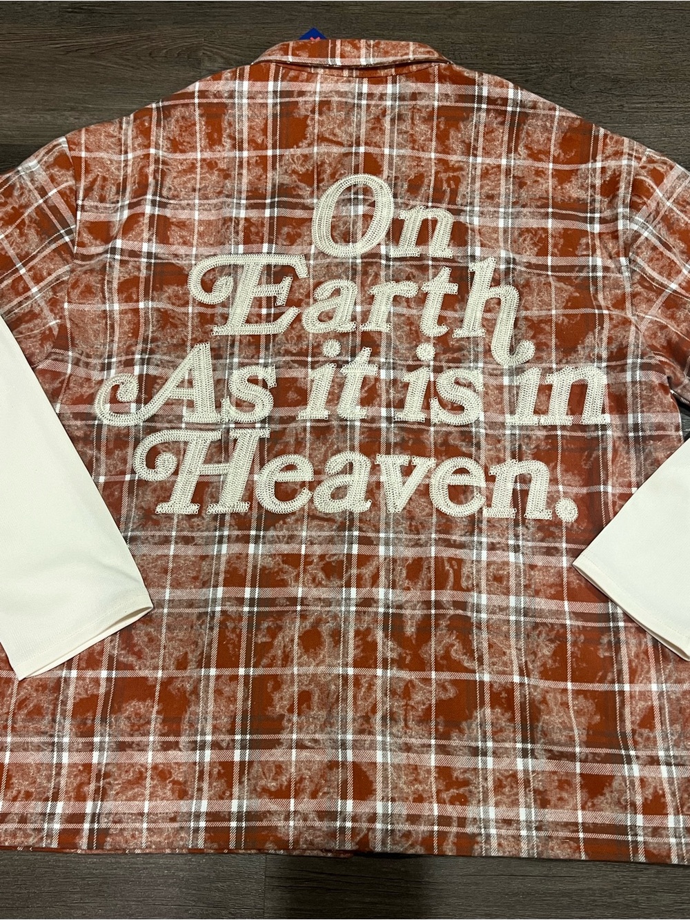 Siervos Christian Rust Plaid Graphic Shirt - "On Earth As it is in Heaven"